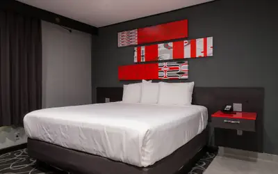 Astro Pasadena Hotel