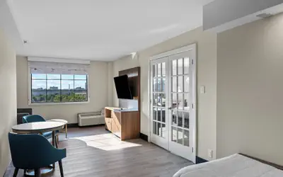 Holiday Inn Niagara Falls State Park Entry by IHG