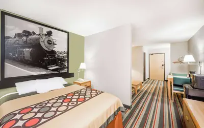 Super 8 by Wyndham Chanute