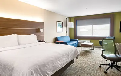 Holiday Inn Express & Suites Racine by IHG