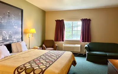 Super 8 by Wyndham Platte City Kansas City Area