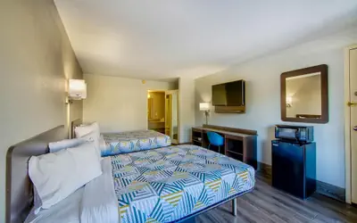 Motel 6 Birmingham, AL - Medical Center