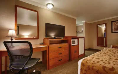 Best Western Holiday Hotel