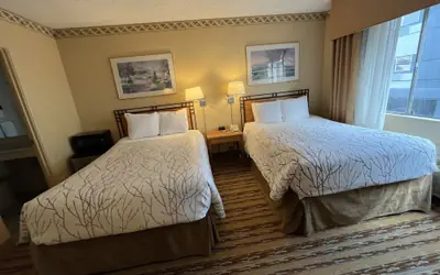 Travelodge by Wyndham Seattle By The Space Needle