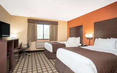 Baymont by Wyndham Lakeville