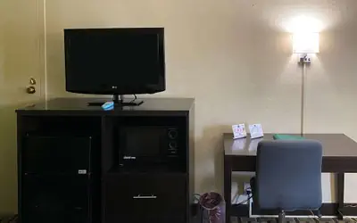 Quality Inn Elizabeth City near University