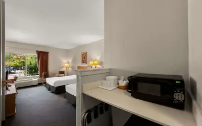 Rodeway Inn & Suites Tomahawk