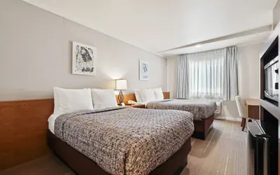 Brookhurst Plaza Inn