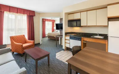 Affordable Suites of America Detroit-Warren