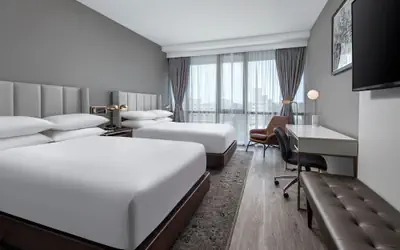 Four Points by Sheraton Flushing