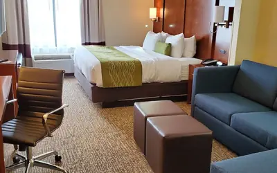 Comfort Inn & Suites Decatur-Forsyth