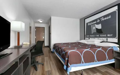 Super 8 by Wyndham Grapevine/DFW Airport Northwest