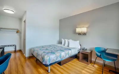 Motel 6-Lumberton, NC