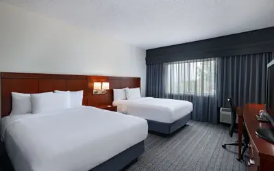 Courtyard by Marriott Dallas Arlington Entertainment District
