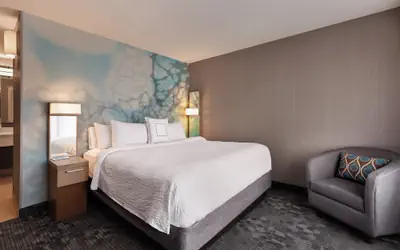 Courtyard by Marriott Topeka