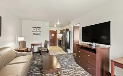 Cobblestone Hotel & Suites - Cullman