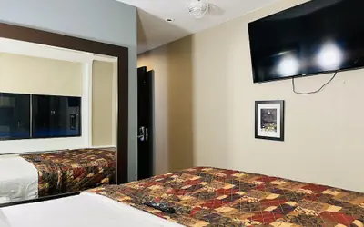 Hotel Key LaGuardia Airport