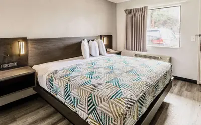 Motel 6-Carlsbad, CA - East Near LEGOLAND