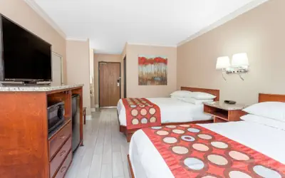 Super 8 by Wyndham Owensboro