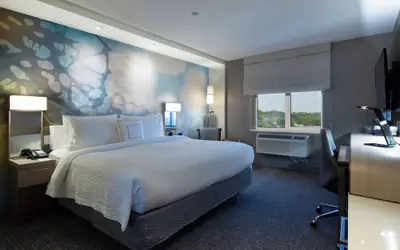 Courtyard by Marriott New York Queens/Fresh Meadows