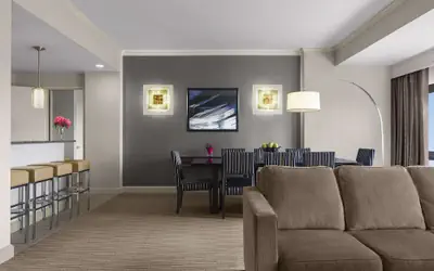 DoubleTree by Hilton Fort Lee/George Washington Bridge