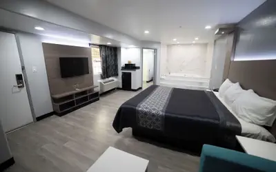 Express Inn & Suites Ontario Airport