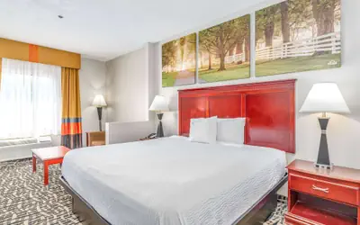 Days Inn & Suites by Wyndham Prattville-Montgomery