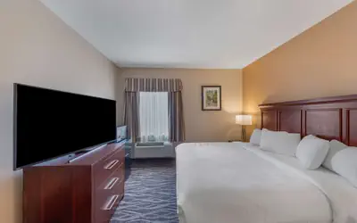 Best Western Plus Russellville Hotel & Suites