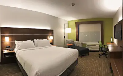 Holiday Inn Express & Suites - Sterling by IHG