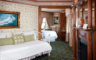 Dorymans Oceanfront Inn