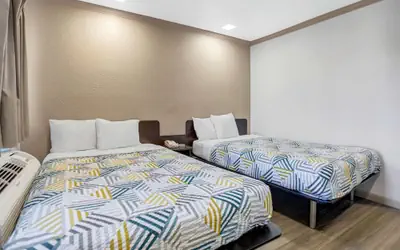 Motel 6-Red Bluff, CA