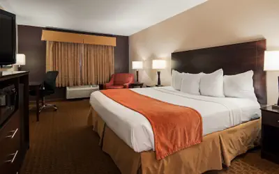 Best Western Flora Inn