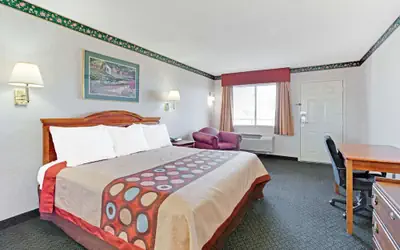 Super 8 by Wyndham Tucson Downtown Convention Center