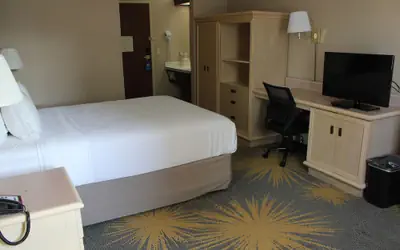 Days Inn by Wyndham Seatac Airport