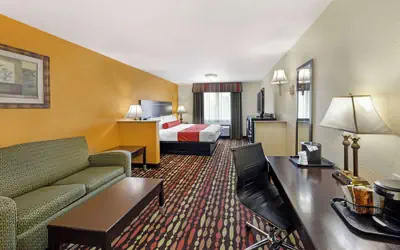 Best Western Greentree Inn & Suites