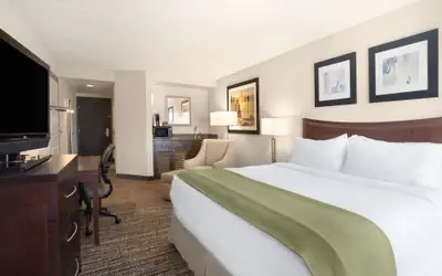 Holiday Inn Scottsdale North- Airpark by IHG