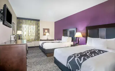 La Quinta Inn & Suites by Wyndham Kyle - Austin South