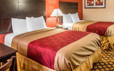 Econo Lodge Richmond Hill