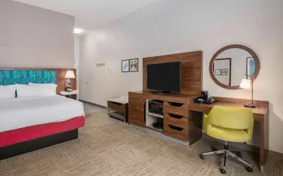 Hampton Inn & Suites Hartford-Manchester