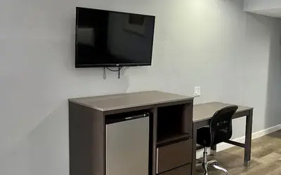 Knights Inn Madison Heights