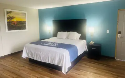 Days Inn by Wyndham Easley West Of Greenville/Clemson Area