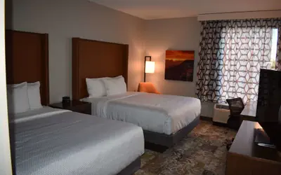 La Quinta Inn & Suites by Wyndham Flagstaff East I-40