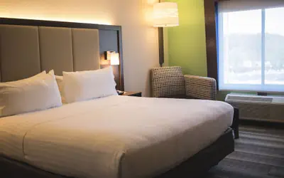 Holiday Inn Express & Suites Columbia-I-26 @ Harbison Blvd by IHG