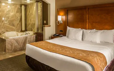 Quality Suites NYC Gateway