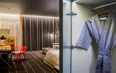 The George, by Valencia Hotel Collection