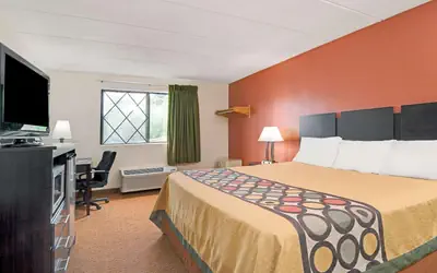 Super 8 by Wyndham Stamford/New York City Area