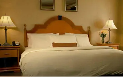 Ambassador Hotel Milwaukee, Trademark Collection by Wyndham