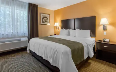 Quality Inn & Suites Albuquerque North near Balloon Fiesta Park