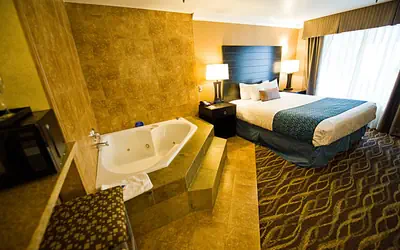 Hotel d'Lins Ontario Airport