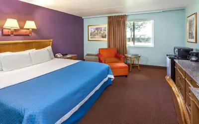 Days Inn by Wyndham Portage Indiana Dunes National Park